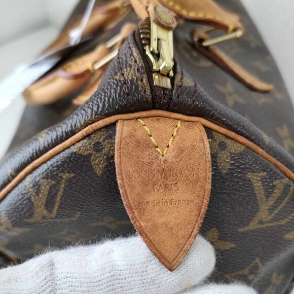 Vintage authentic Louis Vuitton Monogram Speedy 30 Bag - Picture 8 of 16